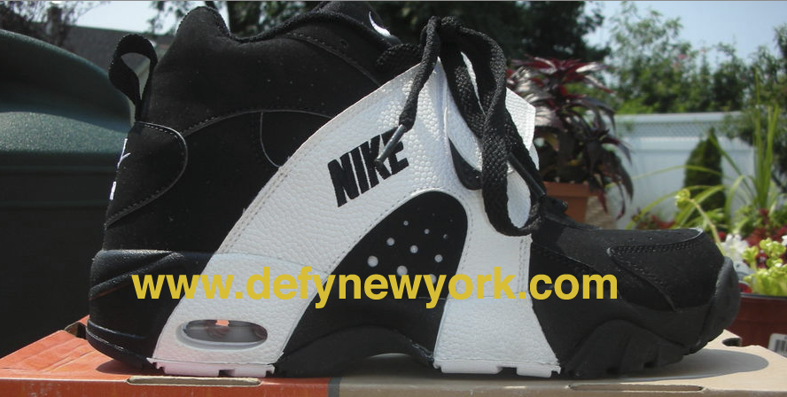 Nike Air Veer Retro 2003 Bruce Smith DeFY. New York Nike Air Veer Retro 2003 Bruce Smith DeFY. New York
