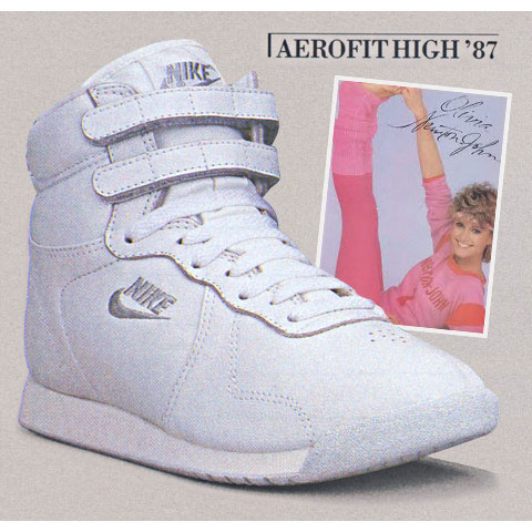 nike aerobics shoes