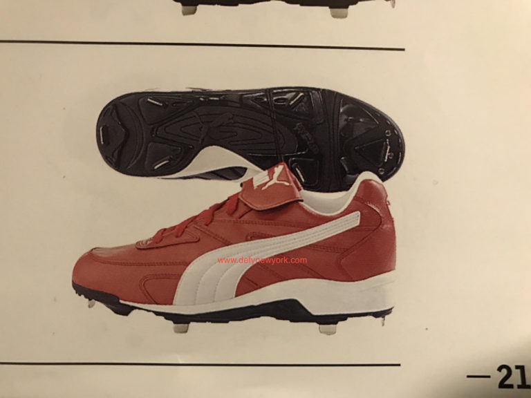 puma baseball shoes